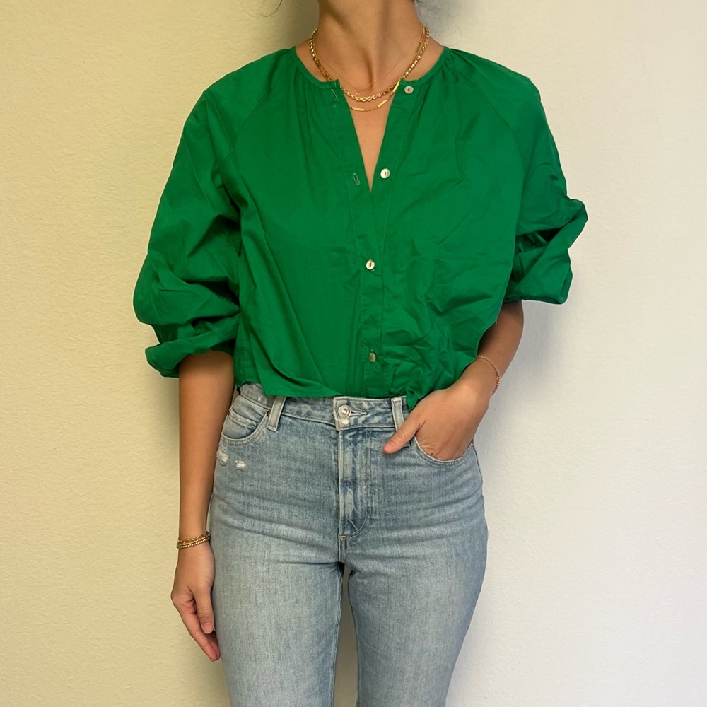 Cali dreaming dolly shirt. Wimbledon green. Size small